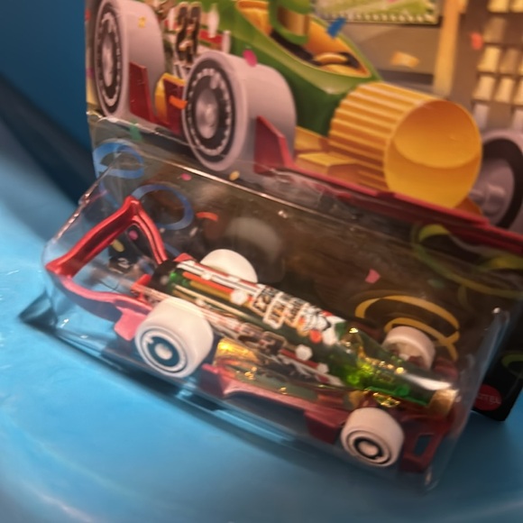 Toy HotWheels Carbonator Happy New Year 2023 Collection age 3+ - Picture 11 of 11